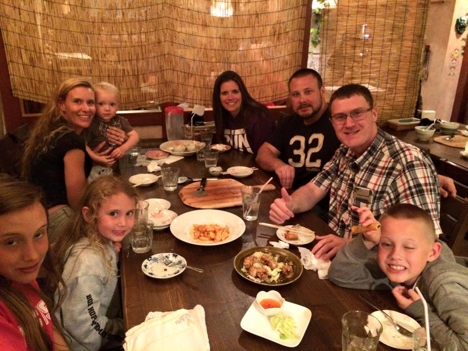 072-mary__emme__jaiden__angie__greg__jack_and_peyton_at_arin_kin__yes_restaurant.jpg